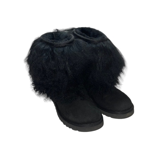 UGG Mongolian Sheepskin Cuff Woman Boots Size 7